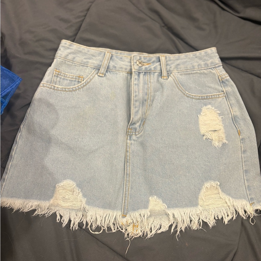 SHEIN Light Blue Distressed Denim Skirt